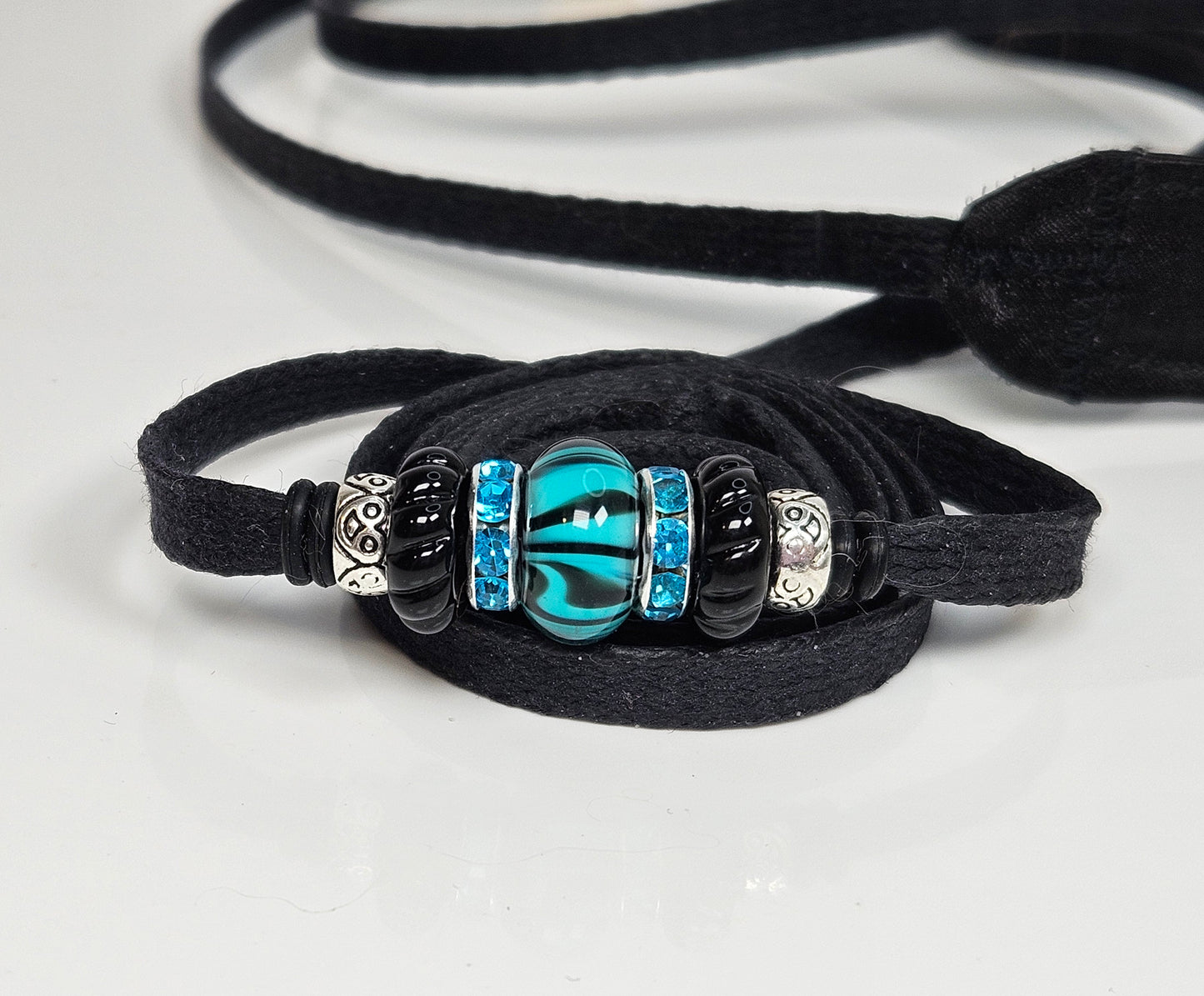 48" Cordo-Hyde Show Lead with Beads & Kindness Pad - Black