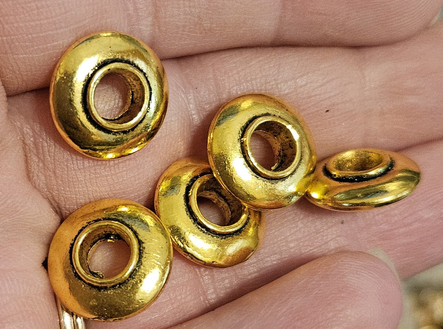 Saucer Style Donut Spacers (Select Color)