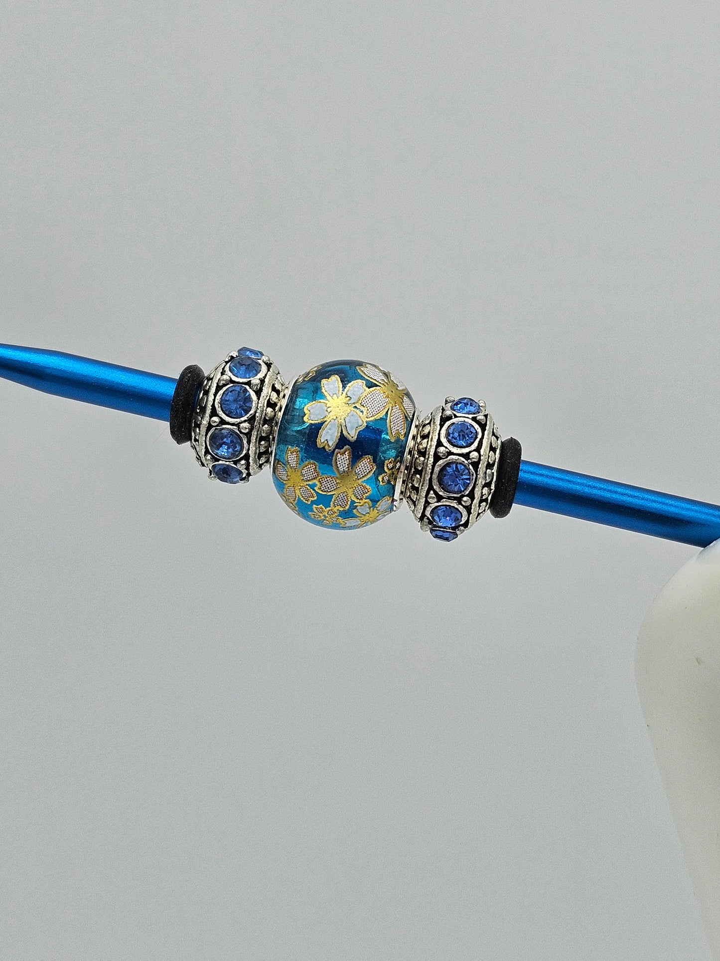 Parting Needle - Blue Floral