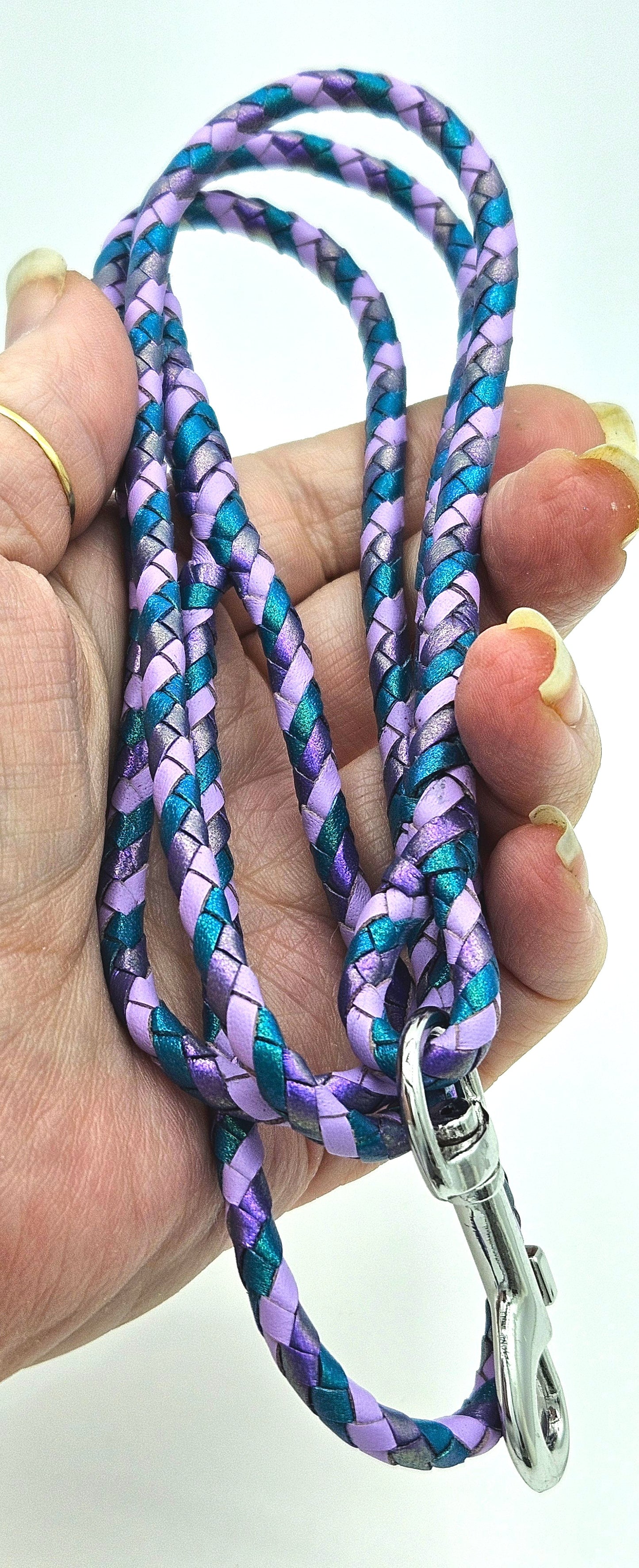 40" 6-Strand Kangaroo Show Lead with Snap Hook