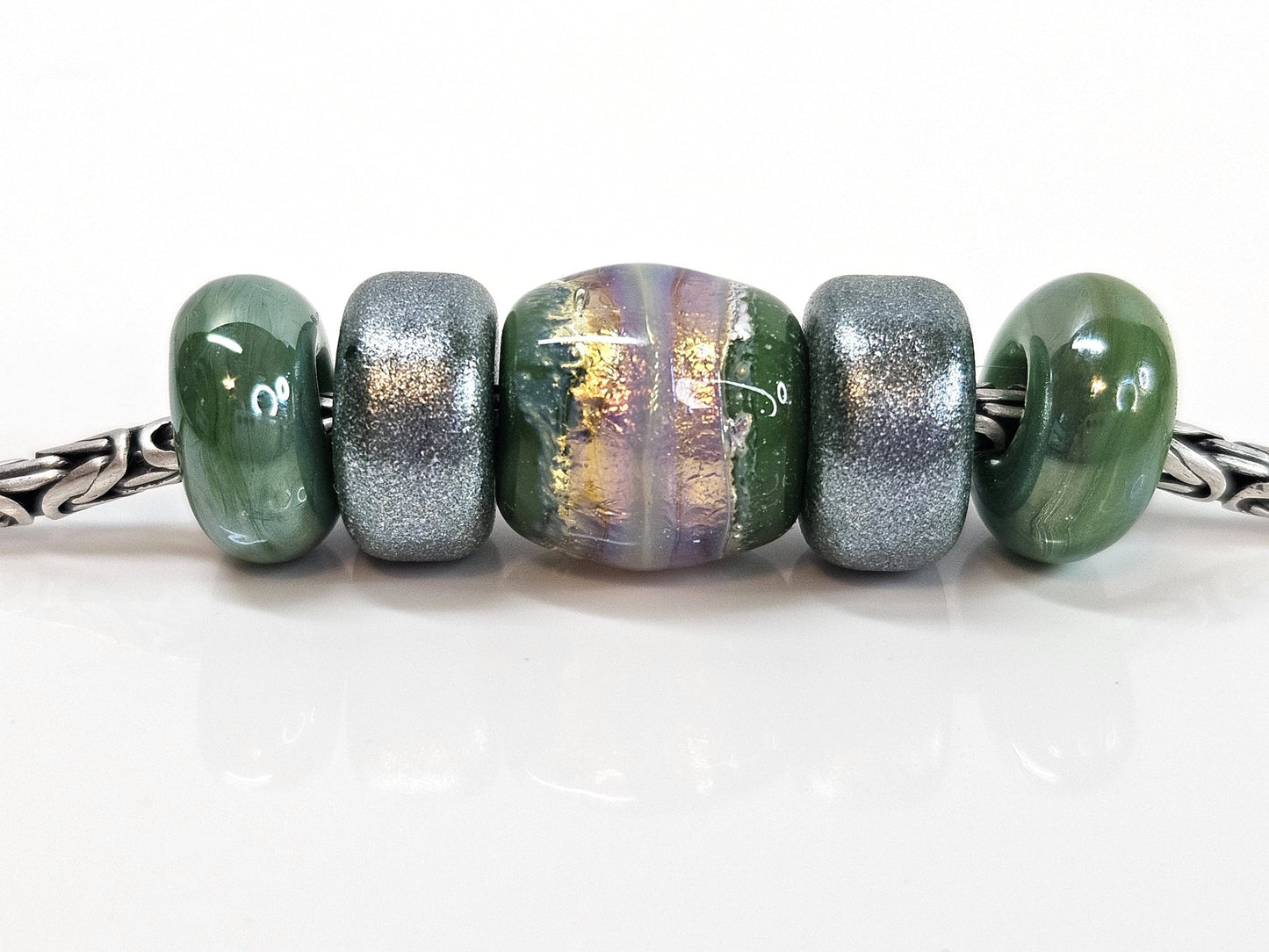 Evergreen Empire - Champion Show Leads