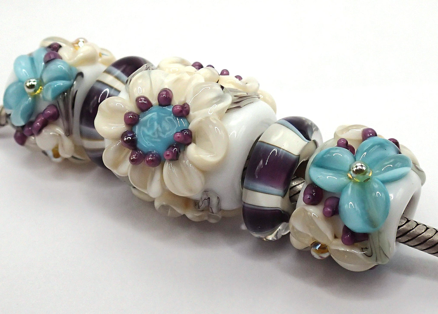 Wildberry Blooms - Champion Show Leads