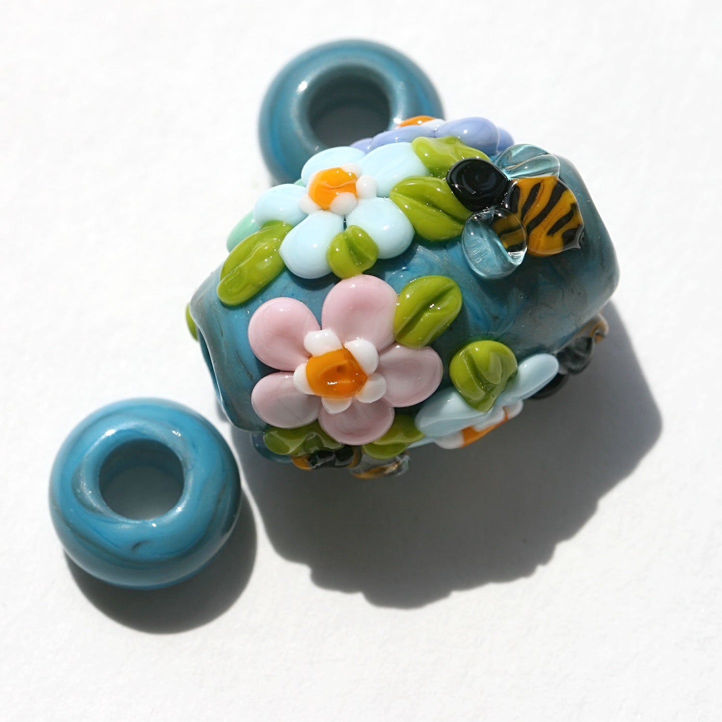 Bee Mine - ChampionShowLeads