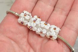 Dew Kisses - ChampionShowLeads