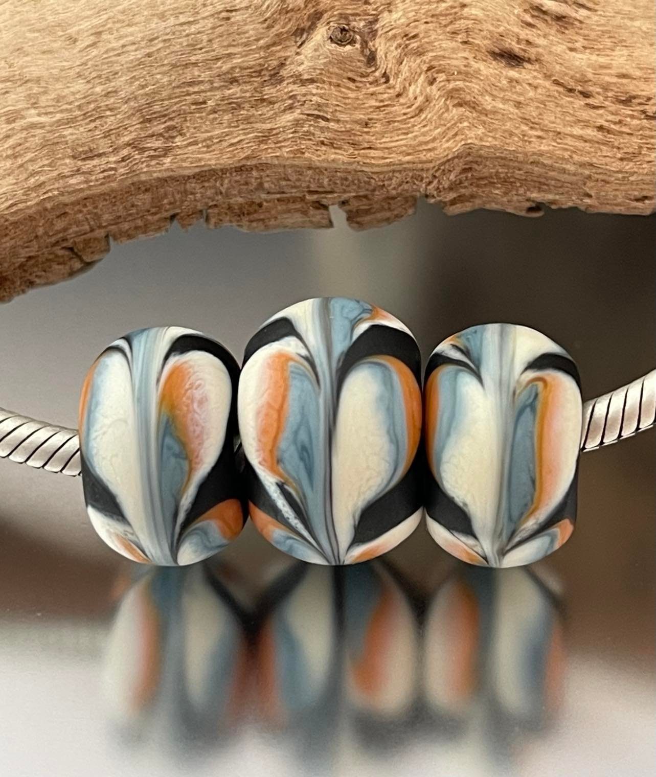 Kickin' Up Dust - ChampionShowLeads