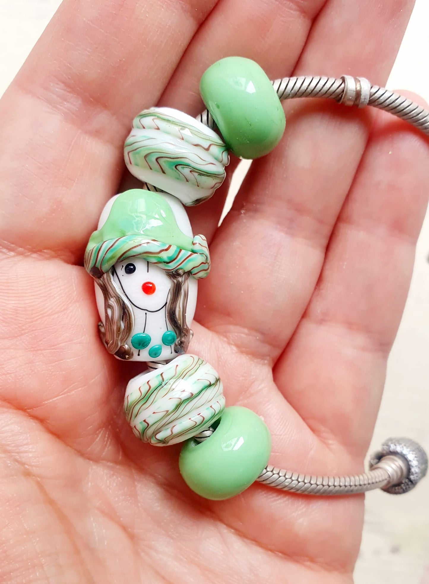 Lady in Green - Champion Show Leads