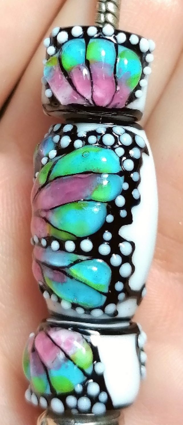 Tie Dyed Butterfly - Champion Show Leads