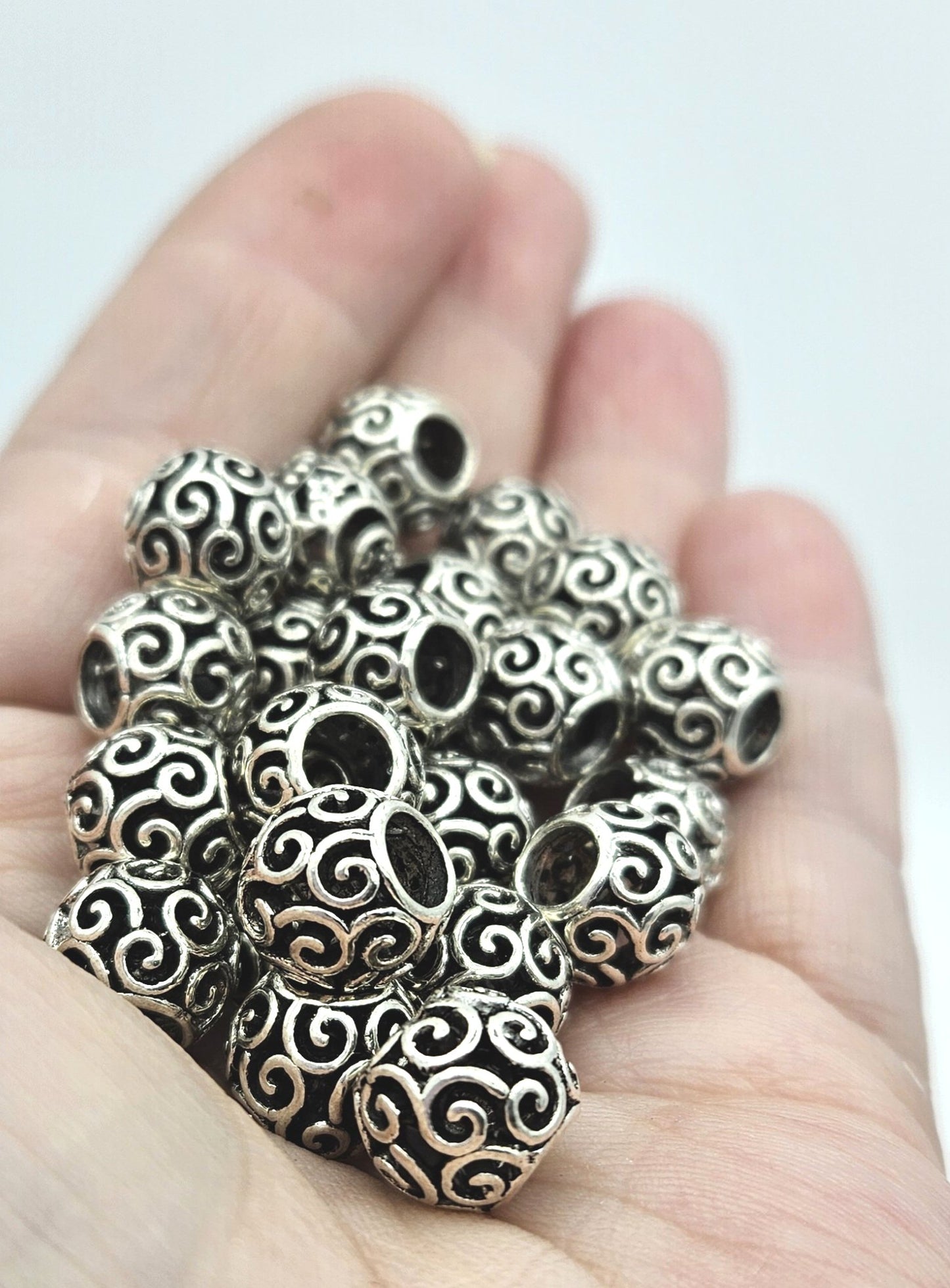 Filigree Swirls Antique Silver - pk 4