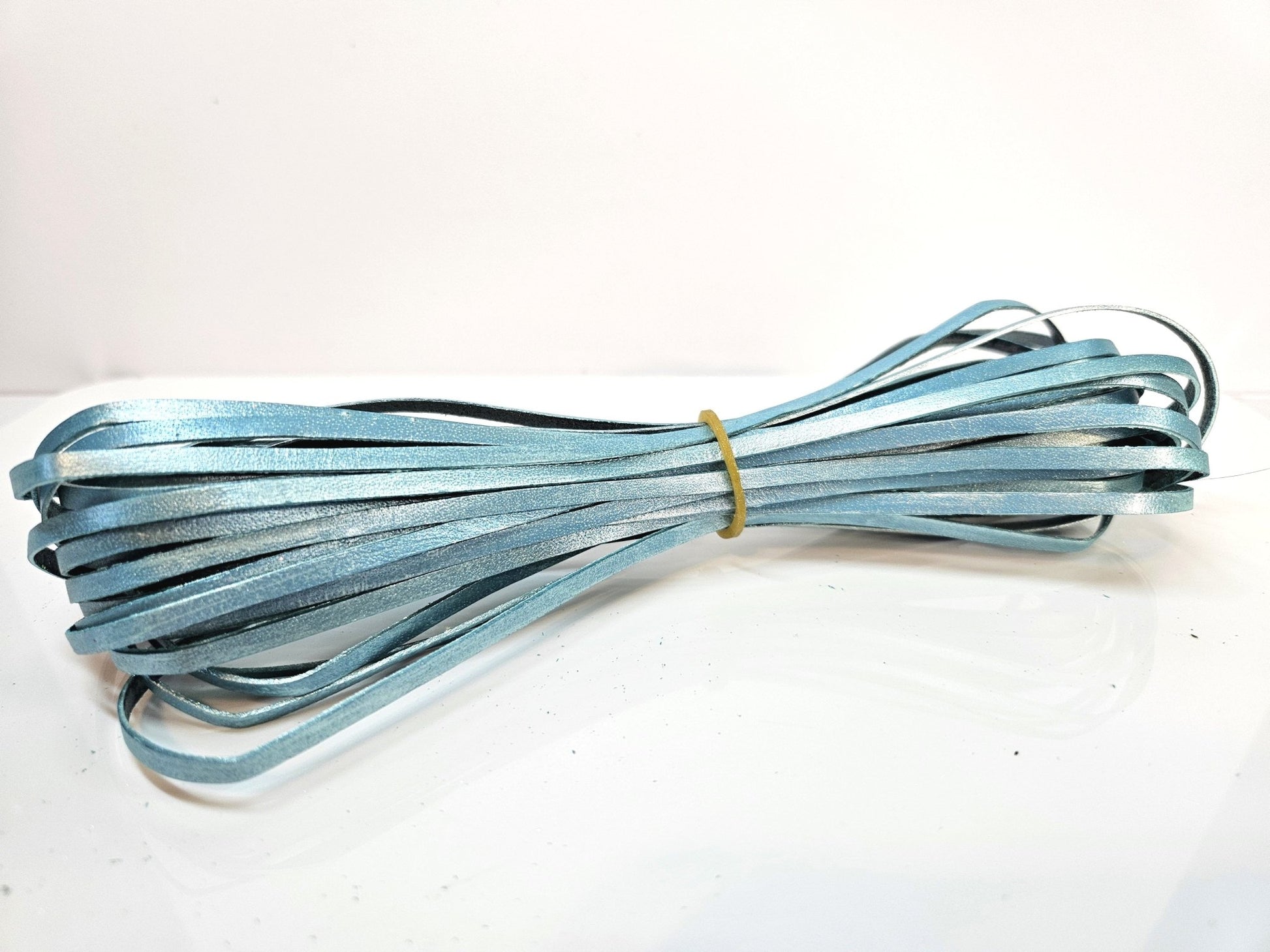 Custom TiffBox Blue Pearl - Champion Show Leads